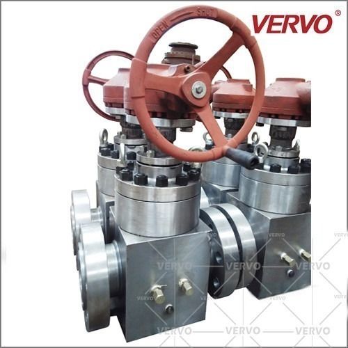 China Slab API 6A 6&quot; Gear Operated Gate Valve Expand Wedge Forged Steel DN150 900LB factory
